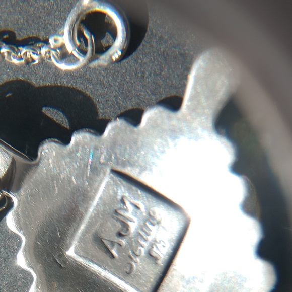 Native American Sterling Silver Sunface Zia Pendant Necklace - Picture 11 of 15